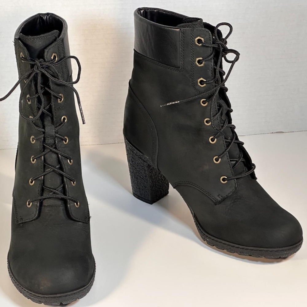 Women's size 8.5 Black Timberland boots with solid 3" heels 8 Brass eyelets